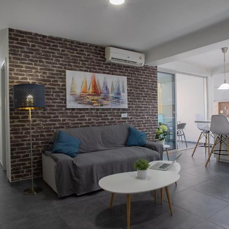 Poseidon Apartment By Michalis Ajía Nápa Kültér fotó